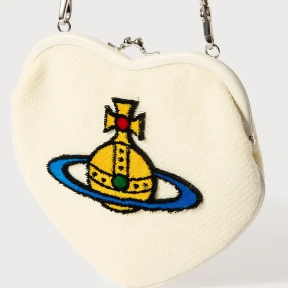 NWT Vivienne Westwood Belle Heart Frame Bag in white wool - Picture 8 of 9